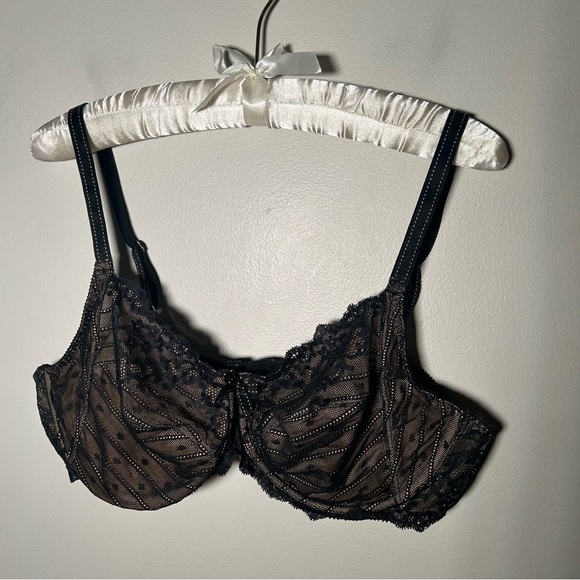 NWOT Chantelle Rive Gauche Full Coverage Underwire Bra 40D - Picture 3 of 5